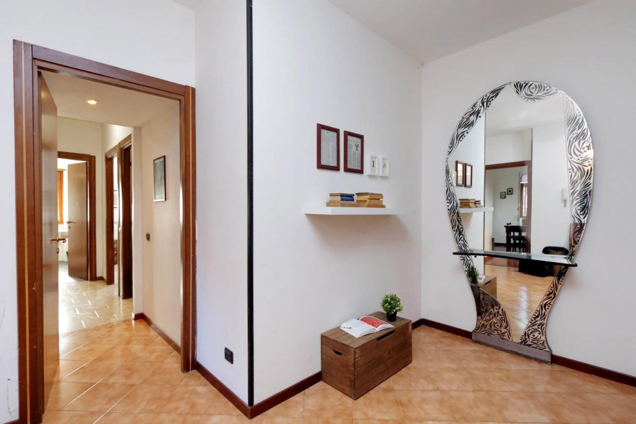Gemelli Apartment
